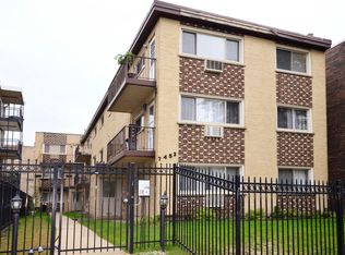 7453 N Sheridan Rd REAR 3C, Chicago, IL 60626