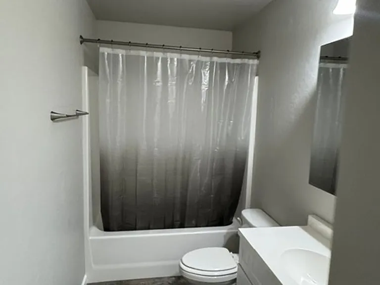 7833 Jacqueline Way — Photo 18
