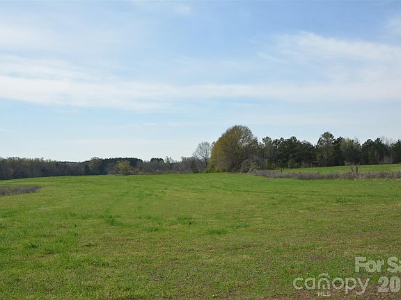 2nd image of 2431 McCraw Rd