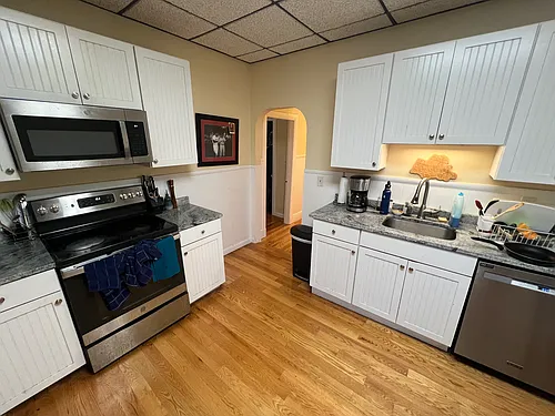 29 Cameron Ave Photo 1