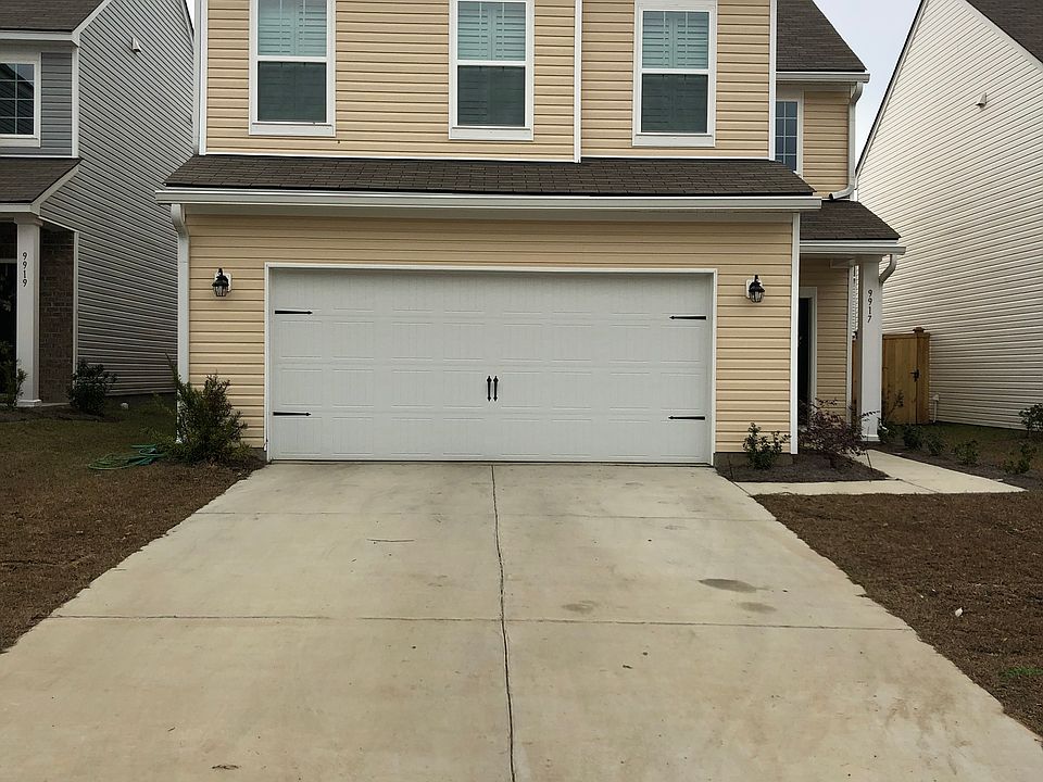 1st image of 9917 Honeylocust Ln