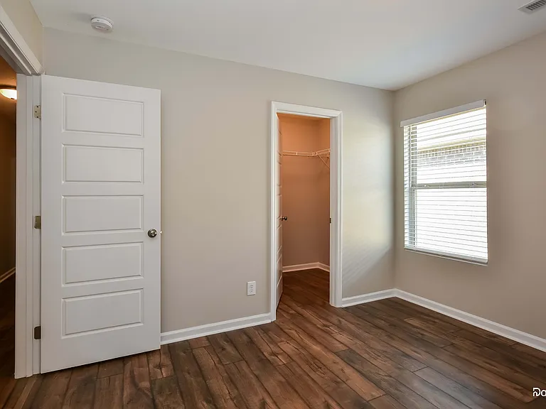 229 Sedgewick Dr — Photo 12