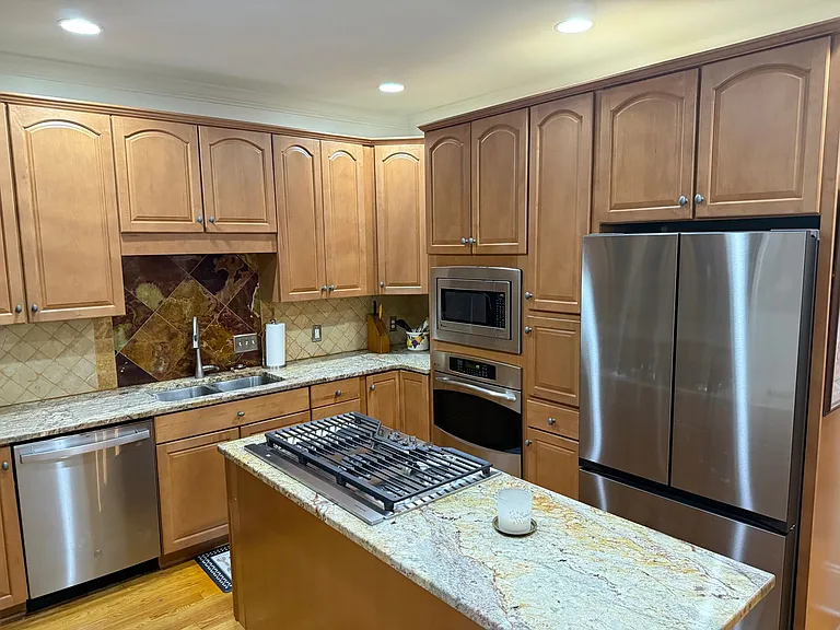 421 Spring St #103 — Photo 5