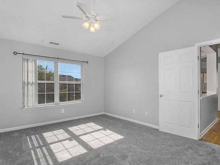 5755 Eden Village Dr — Photo 10