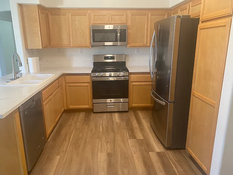 310 E McCoy Ln #9H — Photo 6
