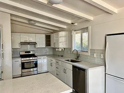 4 bed, 1500 sqft, $5,100 — Photo 3