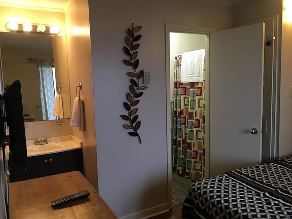 4th image of 601 Winterplace Dr Unit E303