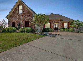 856 Willow Grande Cir, Brandon, MS 39047