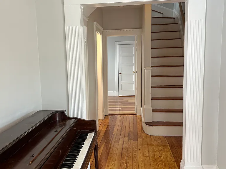 94 Bristol Rd #1 — Photo 8