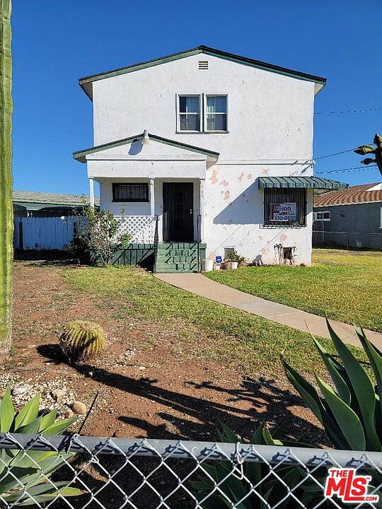 1st image of 765 SE Selma Pl