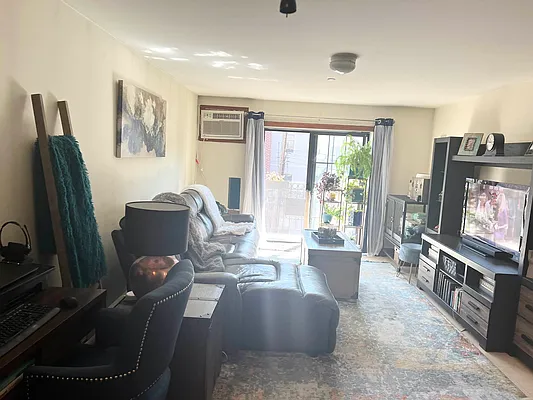 Rented by Keller Williams NYC | media 2