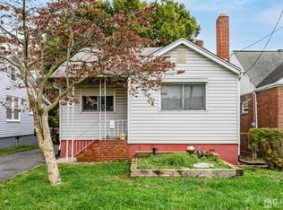 53 Lake View Blvd, Edison, NJ 08817