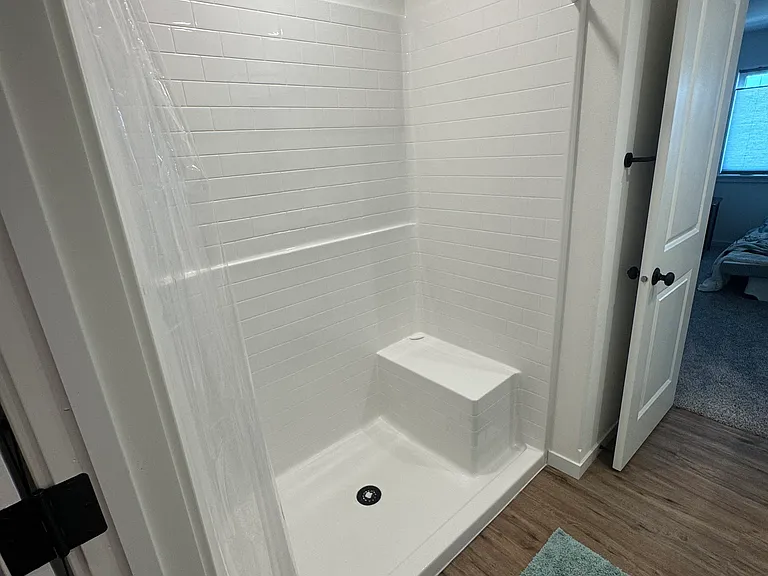 641 Catherine Dr — Photo 9