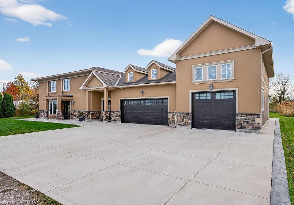 1st image of 74 Green Mountain Rd E