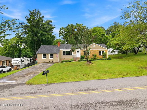 2nd image of 2501 Pleasant View Rd