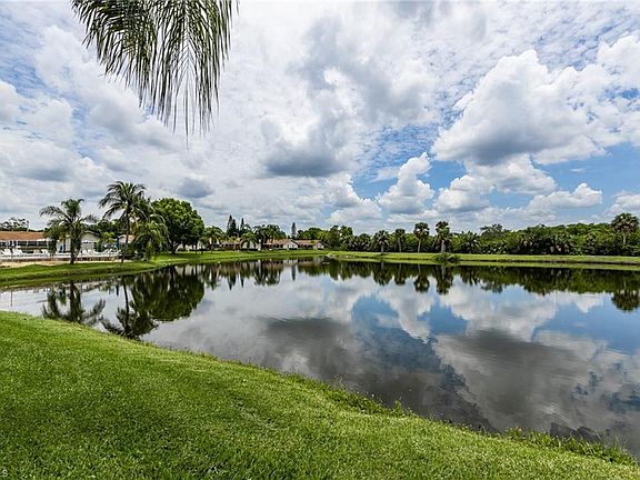 4th image of 15578 Crystal Lake Dr