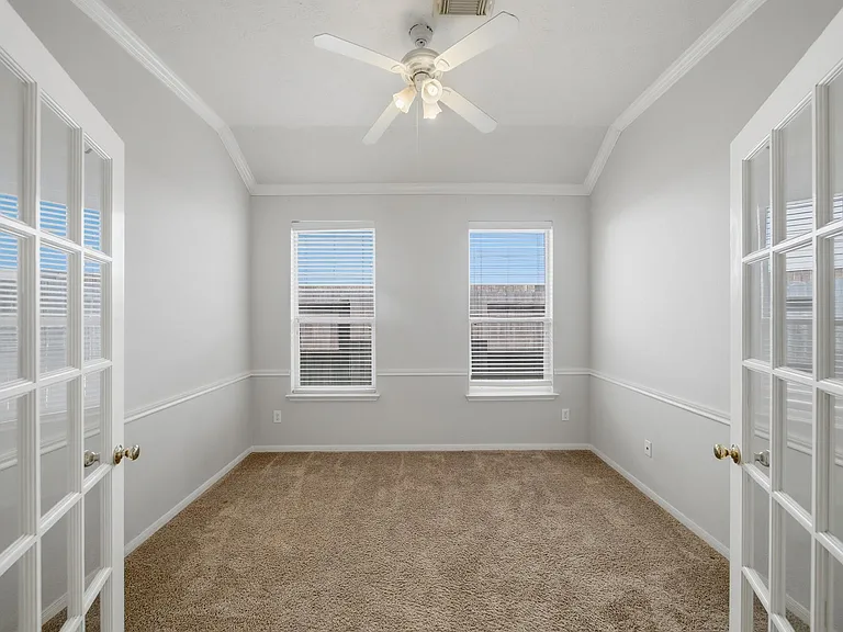 1631 Crescent Shores Ln — Photo 22