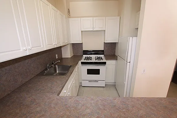 Rented by J Misrahi Realty Corp | media 27