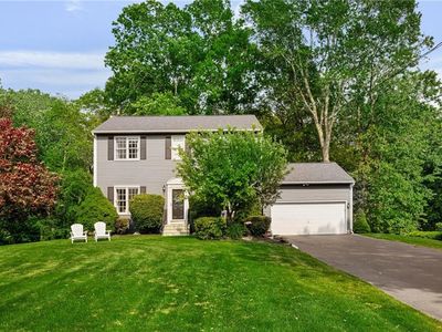84 Country Hill Ln, North Kingstown, RI, 02852