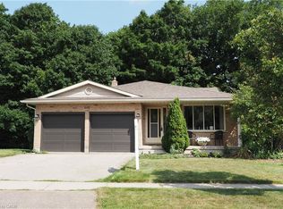 630 Red Pine Dr, Waterloo, ON N2V1S1