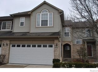 41615 Glade Rd #28, Canton, MI 48187