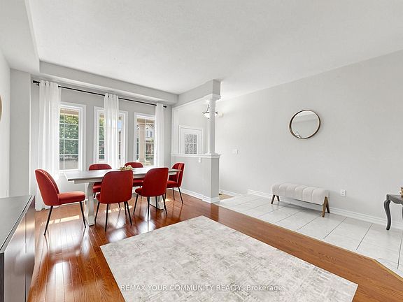 5th image of 267 Bilbrough St