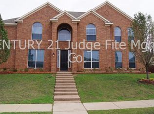 616 Cimarron Dr, Desoto, TX 75115