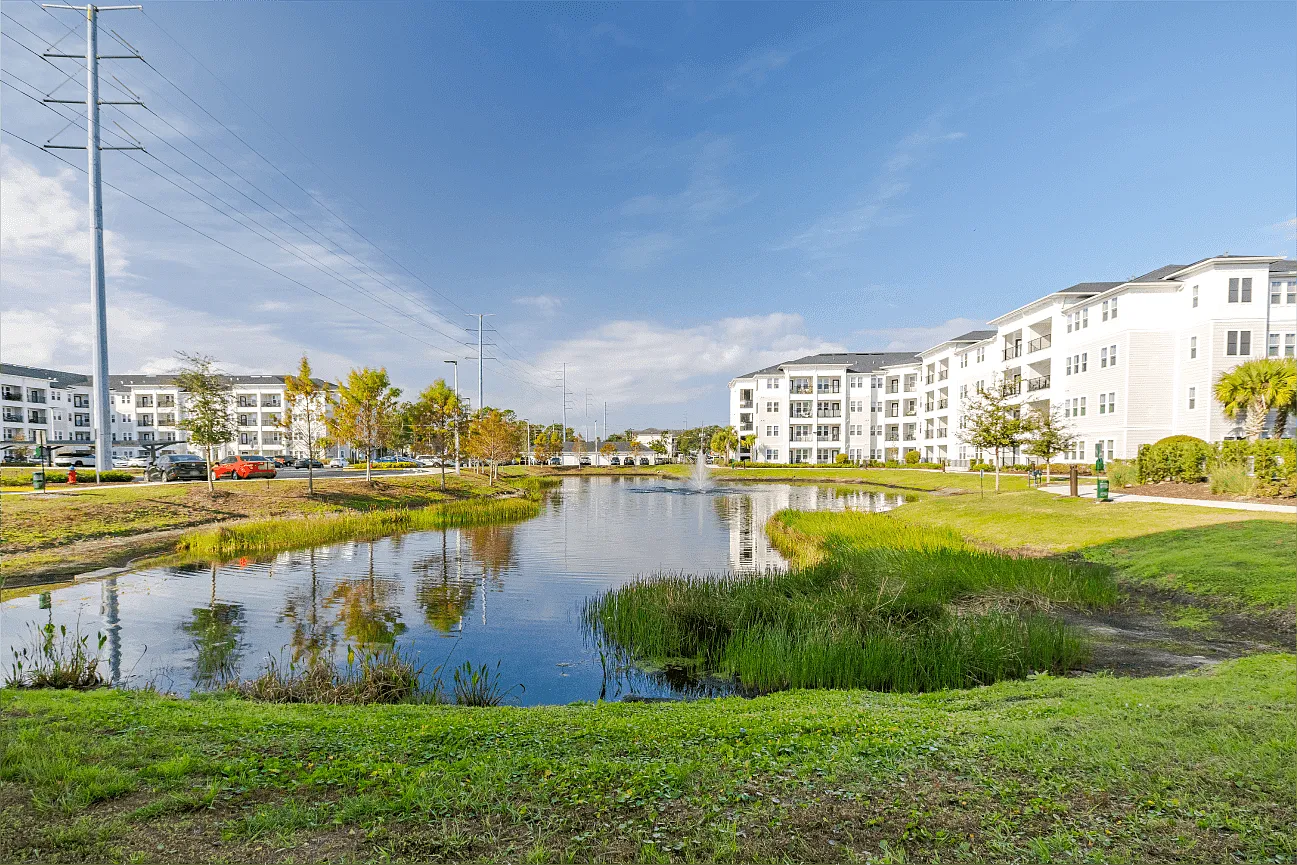 Madison Waterford Lakes — Photo 1