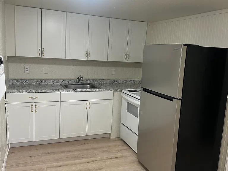 321 Landau Dr #321 — Photo 4
