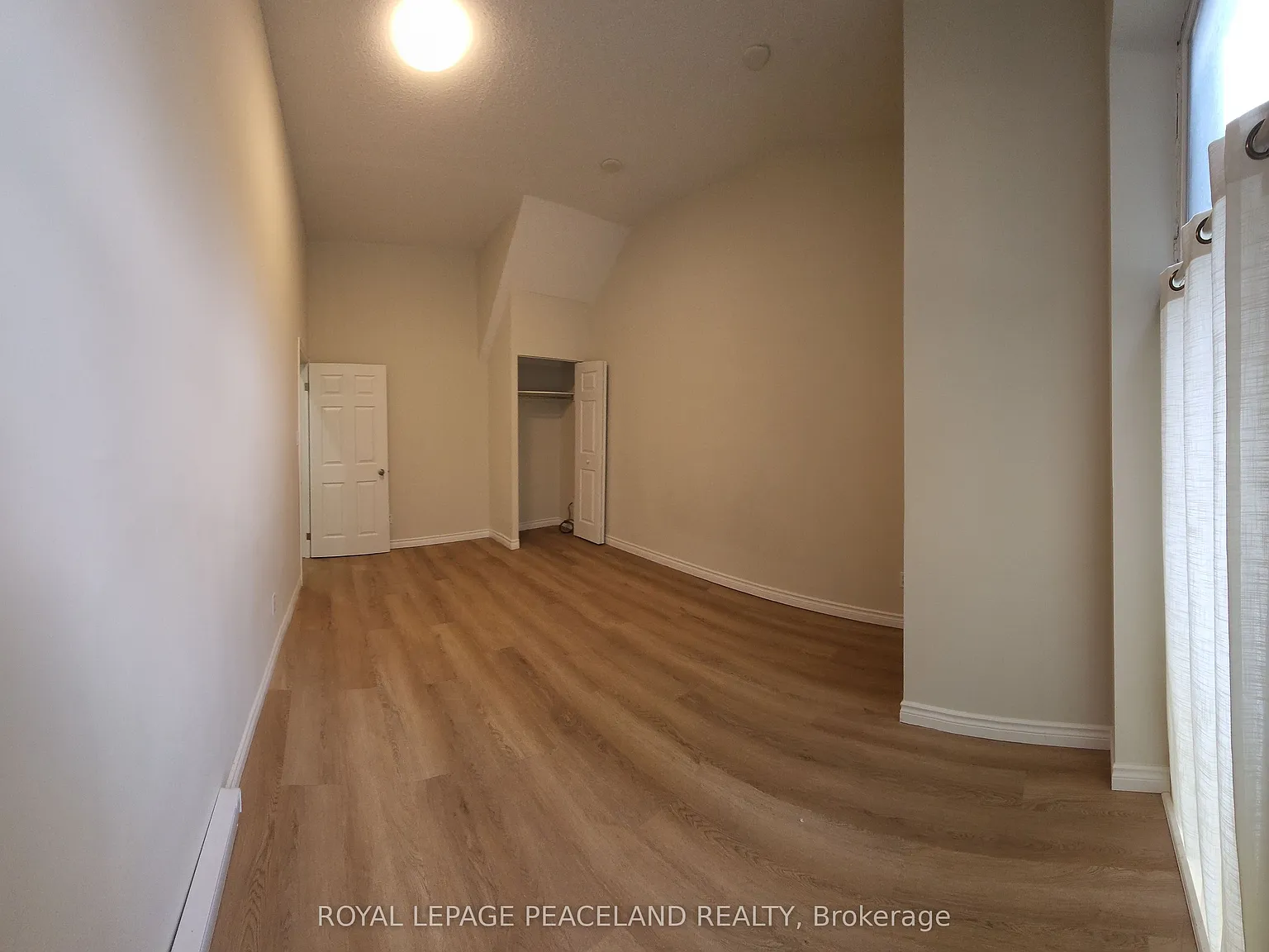 3 bed, $3,300 — Photo 4