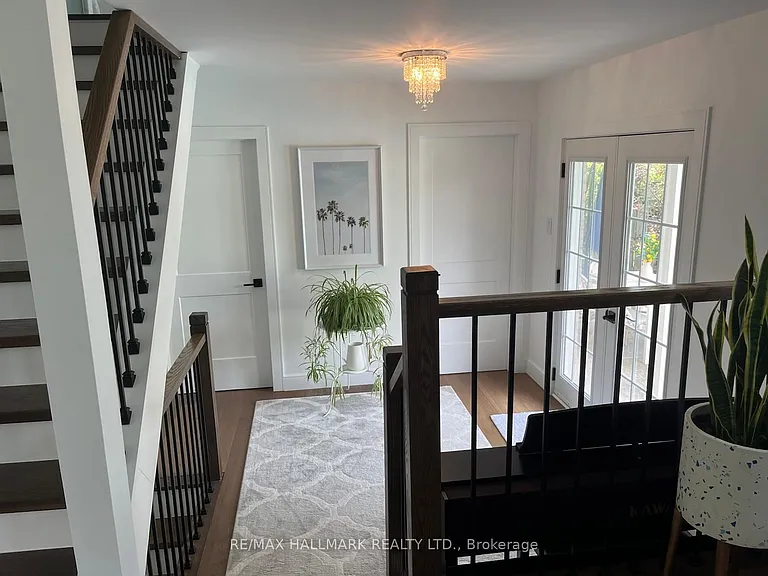 6089 Starfield Cres — Photo 14