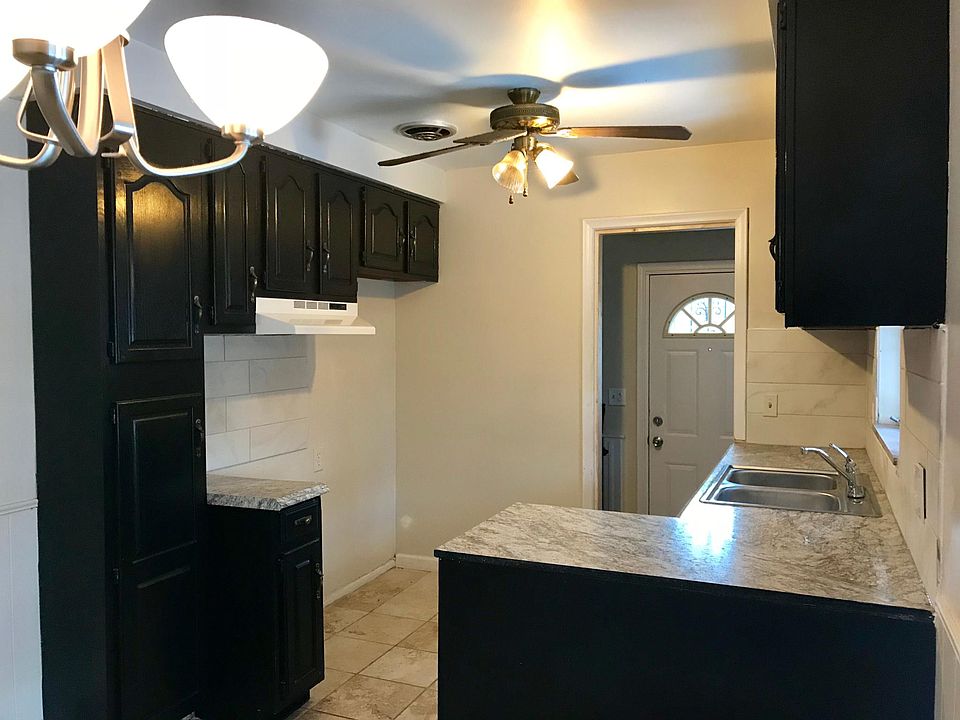 1st image of 23451 Harriet Ct