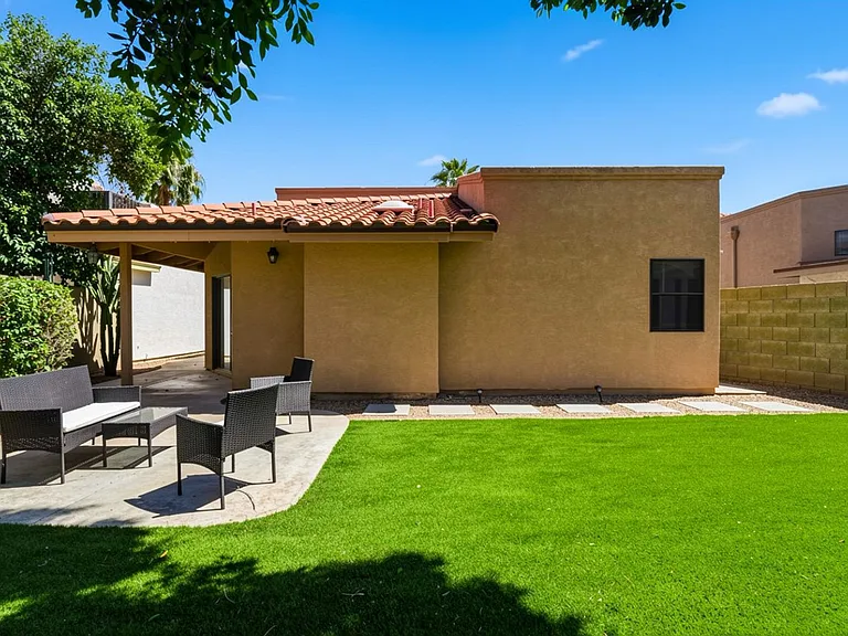 5924 E Aire Libre Ln — Photo 34
