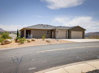 217 W Terrace Cir, Toquerville, UT 84774