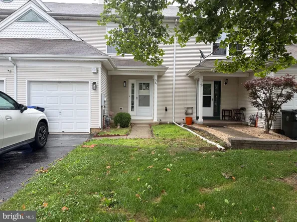 47 Tattersall Dr, Burlington, NJ 08016