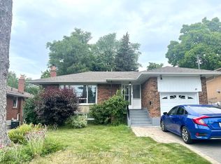 52 Elvaston Dr, Toronto, ON M4A 1N4