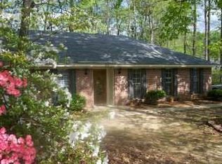 825 Heard Ave, Auburn, AL 36830