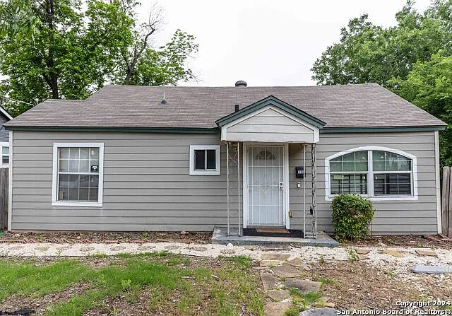 120 Nelson Ave — Photo 1