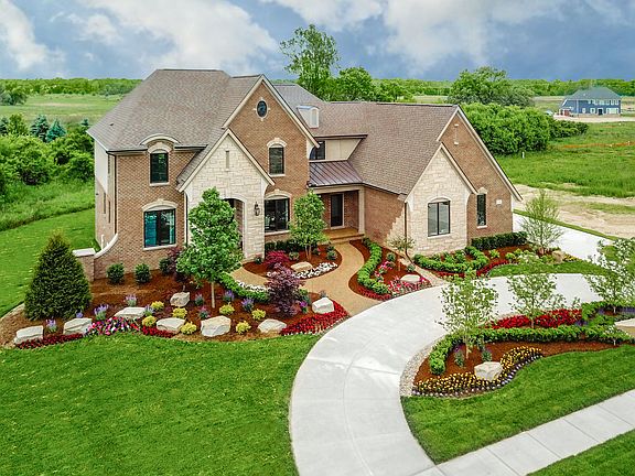 2nd image of 3734 Royal Berkshire Ln