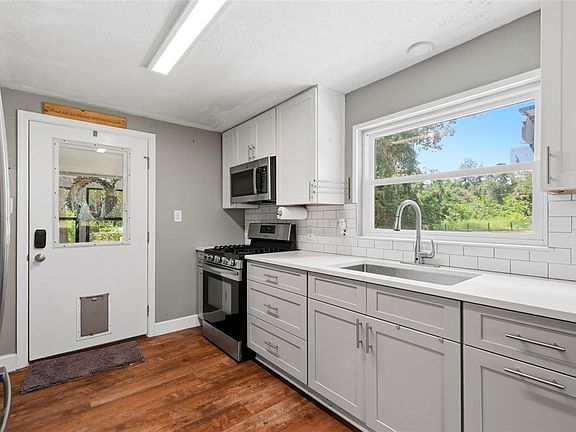 4th image of 18467 NW 57TH COURT