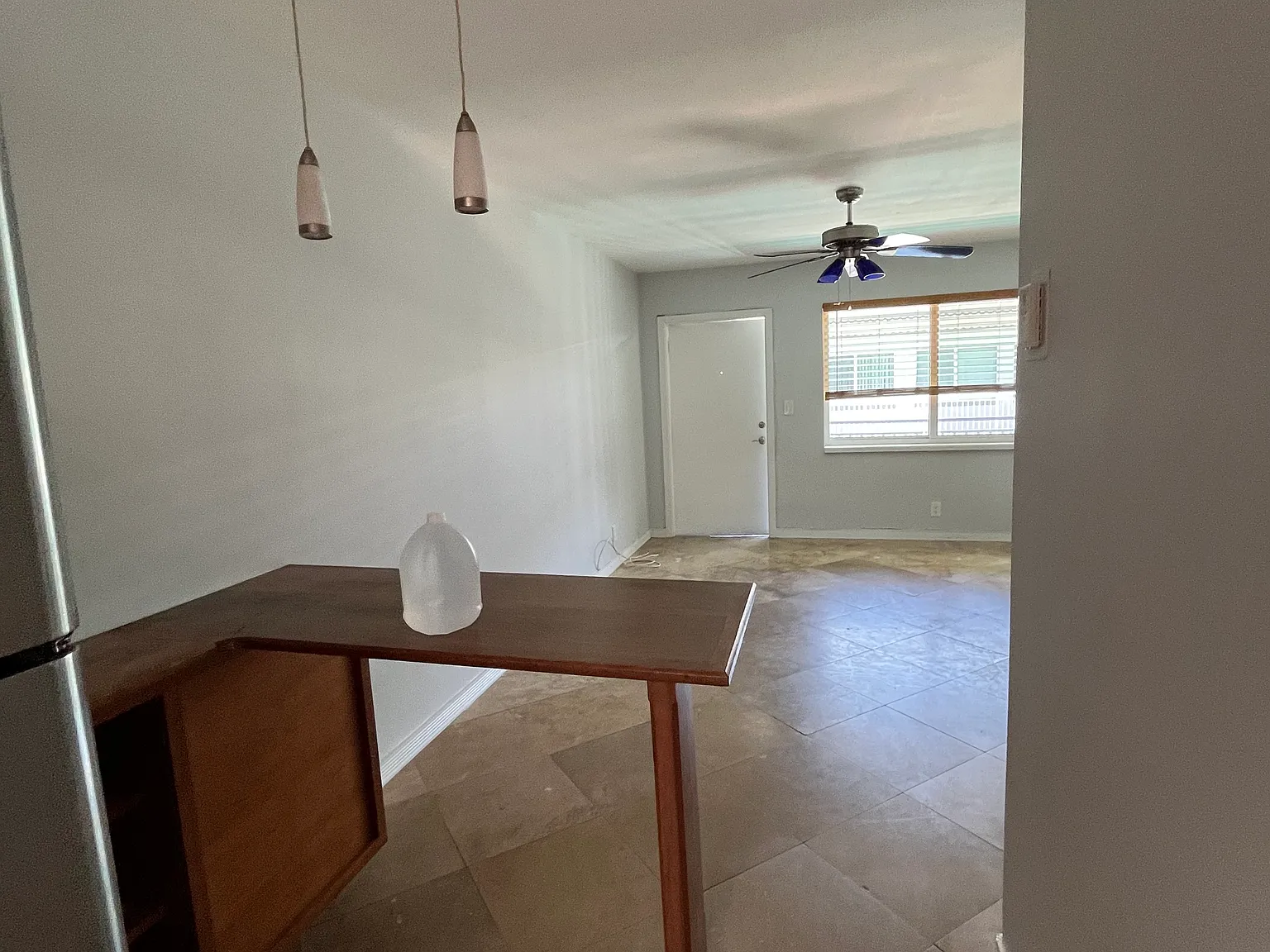 2 bed, 670 sqft, $2,000 — Photo 3