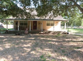 177 Big Bow, Smithville, TX 78957