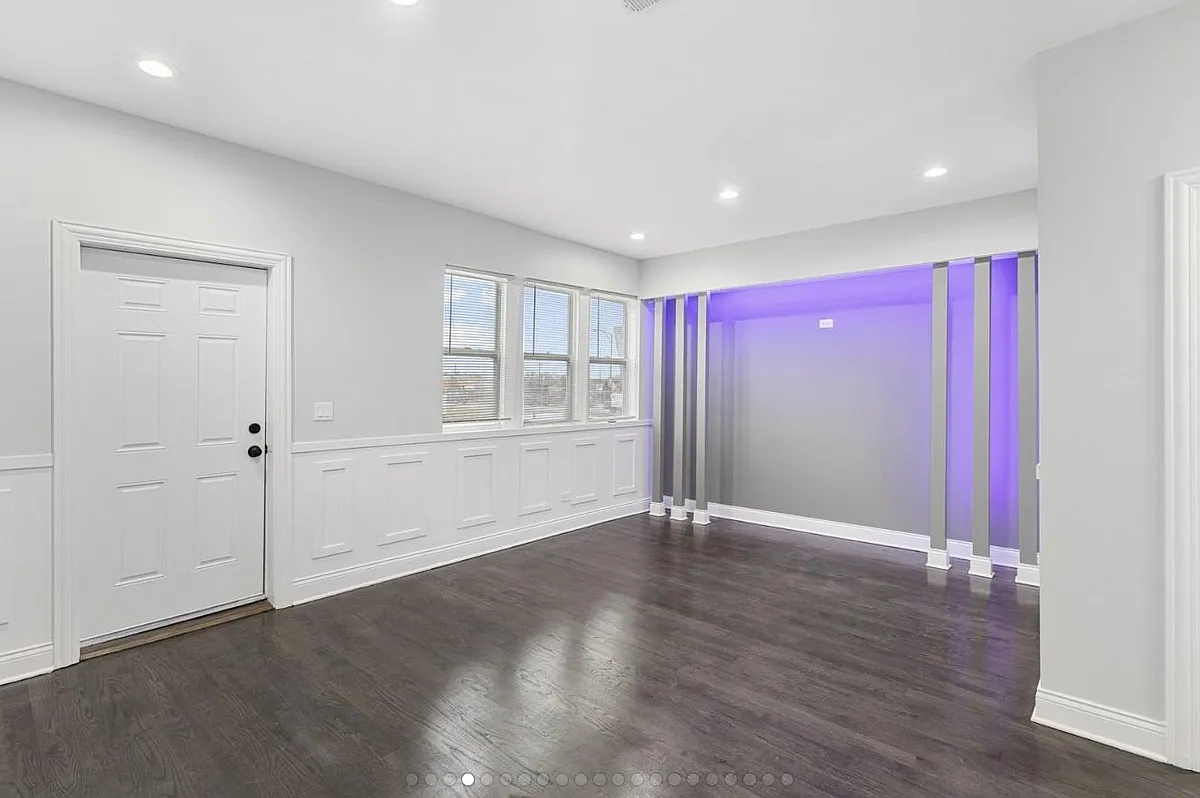 Building Photo - 2746 W 47th St #1