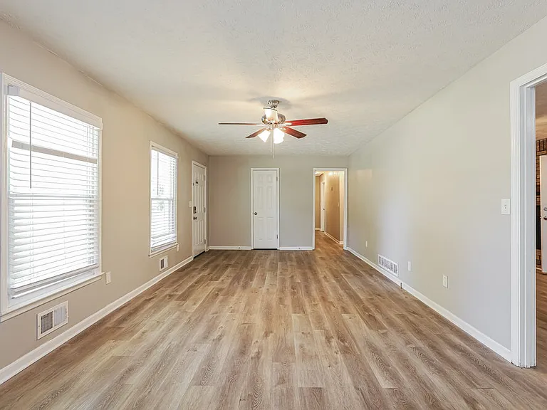 4839 W Lake Way — Photo 4
