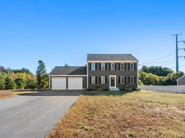 23 Old Center St, Carver, MA 02330