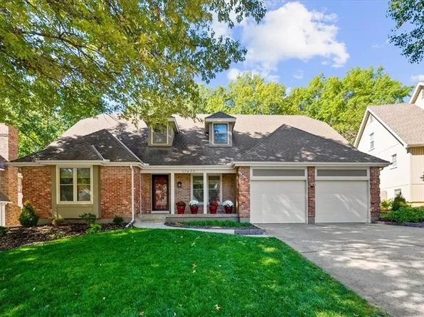 11620 Carter St, Overland Park, KS 66210