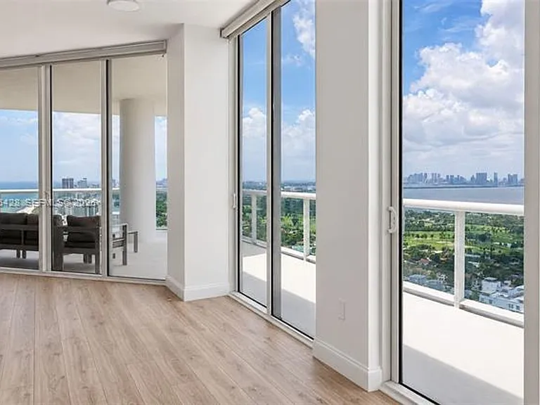 6365 Collins Avenue Cu #7 — Photo 5