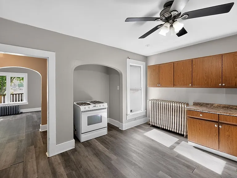 3045 N Dr William Finlayson St — Photo 4