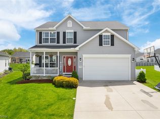 37590 Tail Feather Dr, North Ridgeville, OH 44039