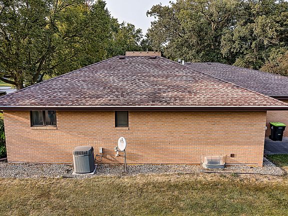 5th image of 549 S 4th St #549
